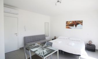 Guest House Lovely Swan