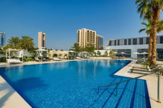 Sheraton Bahrain Hotel โรงแรมในมานามา