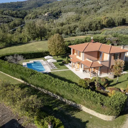 Villa in Tuscany with pool