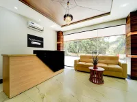 Super Townhouse Oak Cochin International Airport - 2-Star