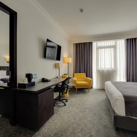 Pine Astoria Hotel
