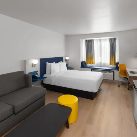 Microtel Inn & Suites by Wyndham Baton Rouge Airport