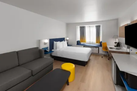 Microtel Inn & Suites by Wyndham Baton Rouge Airport