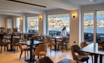 Lesvion Hotel