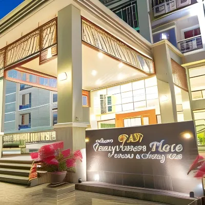 Pangviman Place Resotel Các khách sạn gần Cầu Mangrai