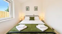Foxglove - 2 Bed Cottage - Red Forest Retreats Hoteles en 
