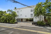 Kona's Shangri La - spa