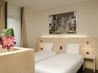 Ibis Styles la Louvière - parking