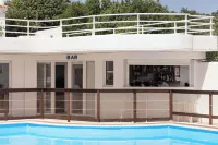 Chios Hotel - Pools