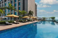 Radisson Hotel New Delhi Paschim Vihar - Infinity Pools