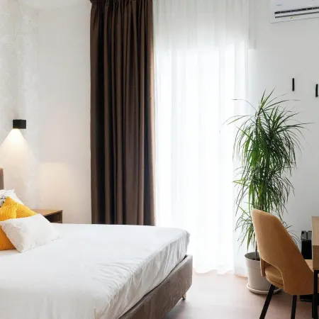 Barirooms - Cardassi Suites