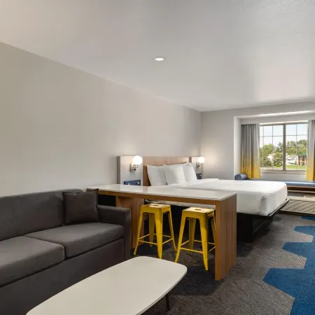 Microtel Inn & Suites by Wyndham Culpeper