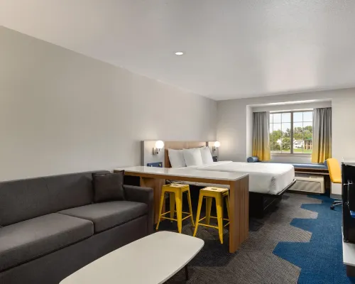 Microtel Inn & Suites by Wyndham Culpeper Hotels in Culpeper