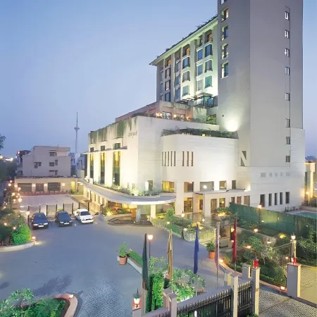 Hotel City Park Отели рядом с достопримечательностью «Северный Дели»