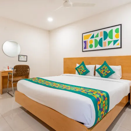 Treebo Living Tree Opposite Khairatabad Metro Отели рядом с достопримечательностью «NTR Сад»