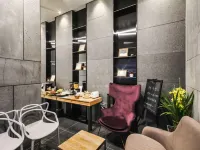 Hotel Eco Stay Hotels near Jogyeongdan