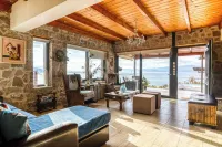 Magical View, Villa Asproneri, Kamena Vourla - Homestays