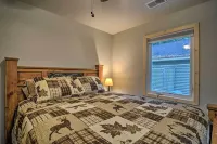 Pet-Friendly Petoskey Area Cabin, Walk to River! - Pet friendly