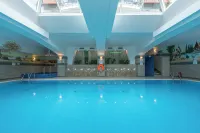 Holiday Club Apartman Hotel - 3-Star