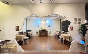 Pakpon Cafe and Bed