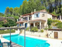 Villa in Flayosc with Private Swimming Pool - Uima-altaat