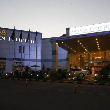 Golden Tulip Hail