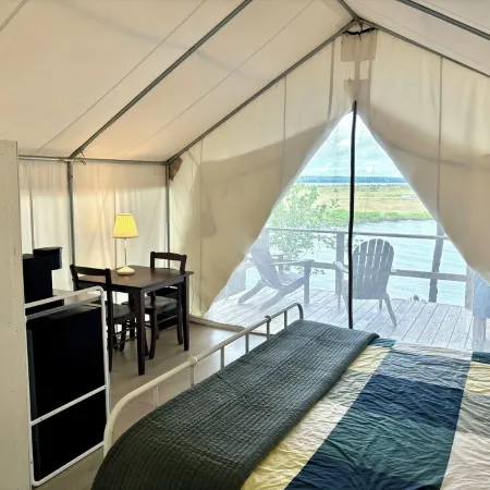 Lakefront Glamping Tent w/ensuite bathroom, King Bed, Fabulous View, near Acadia