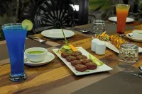 Aayovea Resort Ayodhya Near Ram Mandir & Saryu River - فطور
