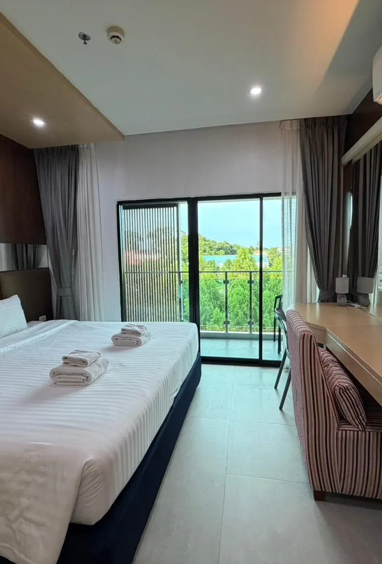ห้องดับเบิลพร้อมฝักบัว-ปลอดบุหรี่