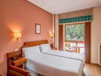 B&B HOTEL Gijón Centro Begoña - 3-Star