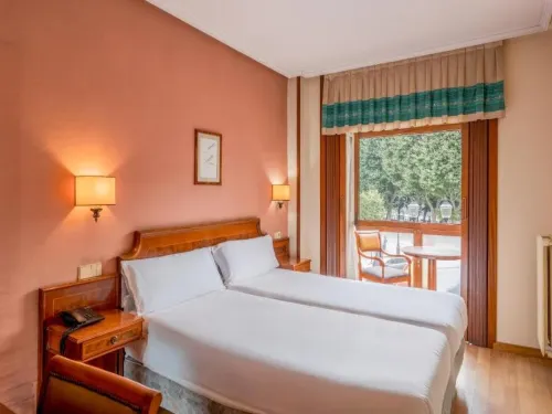 B&B HOTEL Gijón Centro Begoña - Pet friendly