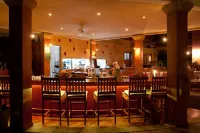 Capitán Suizo Beachfront Boutique Hotel - bar