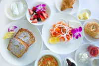 Halekulani - breakfast