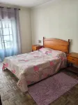 2 bedroom apartment 5 minutes from the beach with sea views! - Kitchen