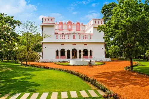 Bijay Niwas Palace- Bijaynagar - Resorts