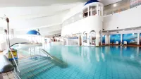 Chateraise Gateaux Kingdom Sapporo Hotel & Spa Resort - Pools