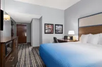 AmericInn by Wyndham Madison West - Pools