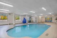 Sleep Inn & Suites Cross Lanes - South Charleston - 2-Star