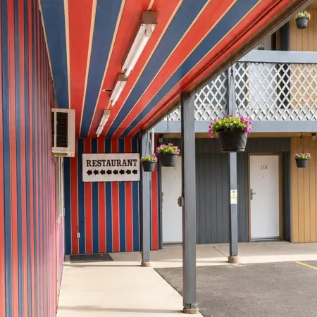Travelodge by Wyndam Chetwynd