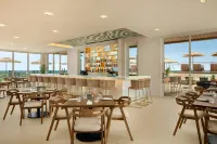 ONE GT Grand Cayman - 5 estrellas