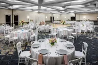 Doubletree by Hilton Nashua - parking