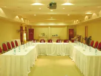 Los Cauquenes Resort + Spa + Experiences Hotels near Malvinas Square