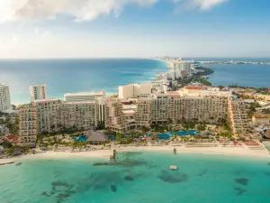 Grand Fiesta Americana Coral Beach