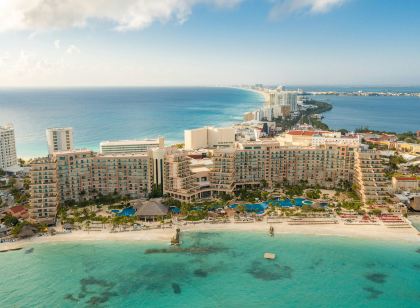 Grand Fiesta Americana Coral Beach