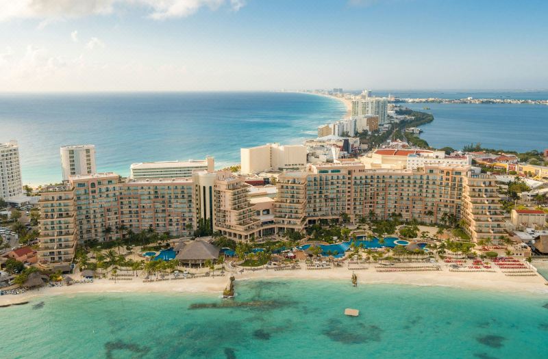 Grand Fiesta Americana Coral Beach