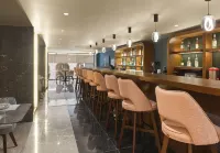 Leonardo Hotel 雅典市中心店 - 酒吧