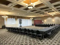 Sandman Signature Edmonton Downtown Hotel Hotels near Epcor Tower