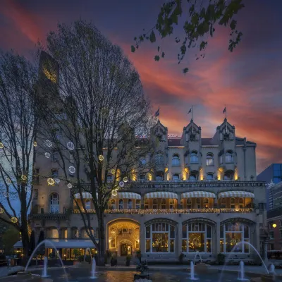 Clayton Hotel Amsterdam American Hotel berhampiran Teater DeLaMar