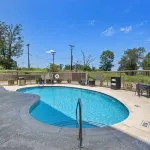 Hampton Inn & Suites Denison - piscine