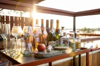 Anantara Tented Camp Kafue River - bar